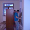 Деревянные окна уже установлены. Наше производство изготовило деревянные межкомнтаные двери, монтажники приствпают к установке. Московская область. Частный дом.